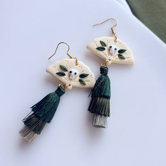 SKULL FAN EARRINGS