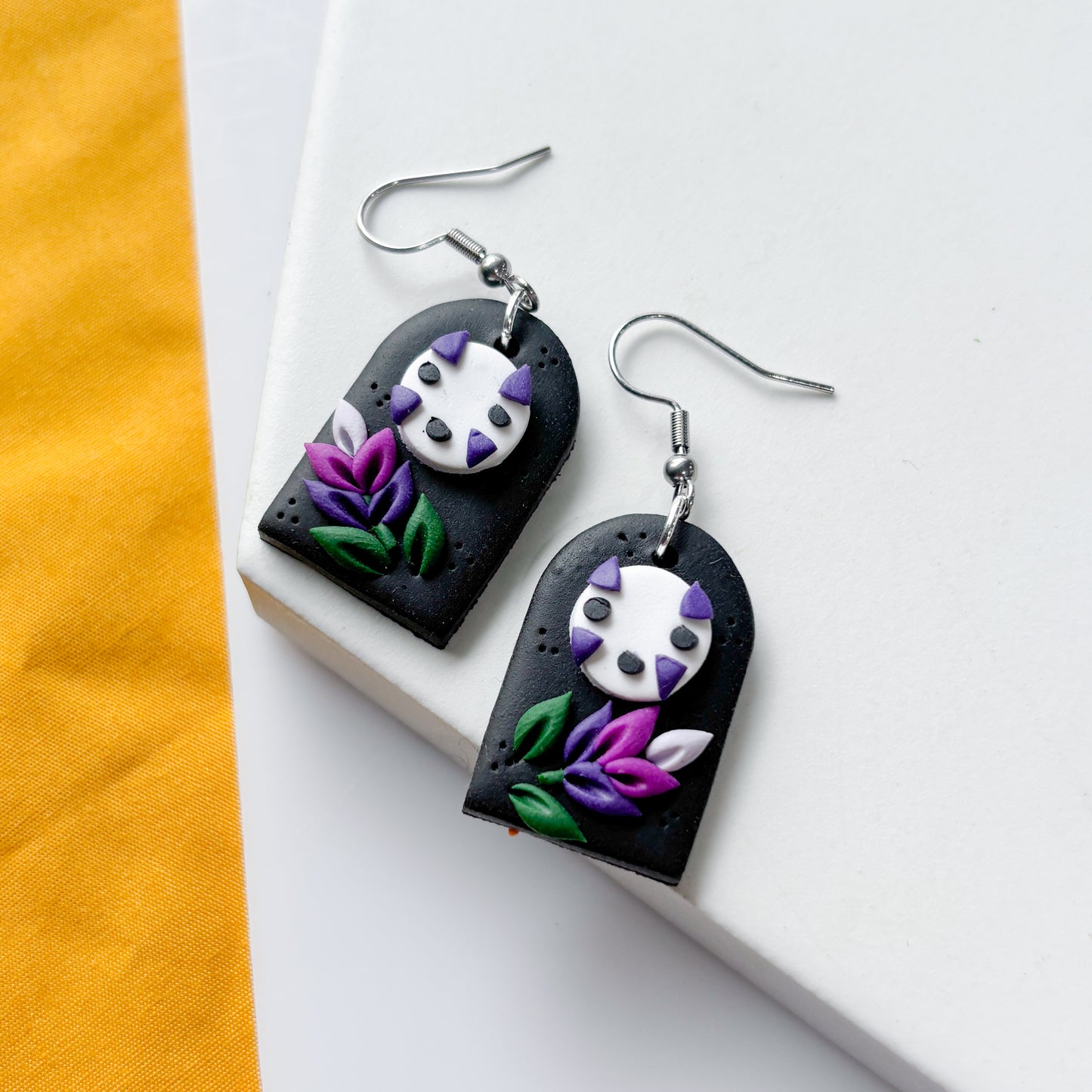 NO FACE & LAVENDER EARRINGS