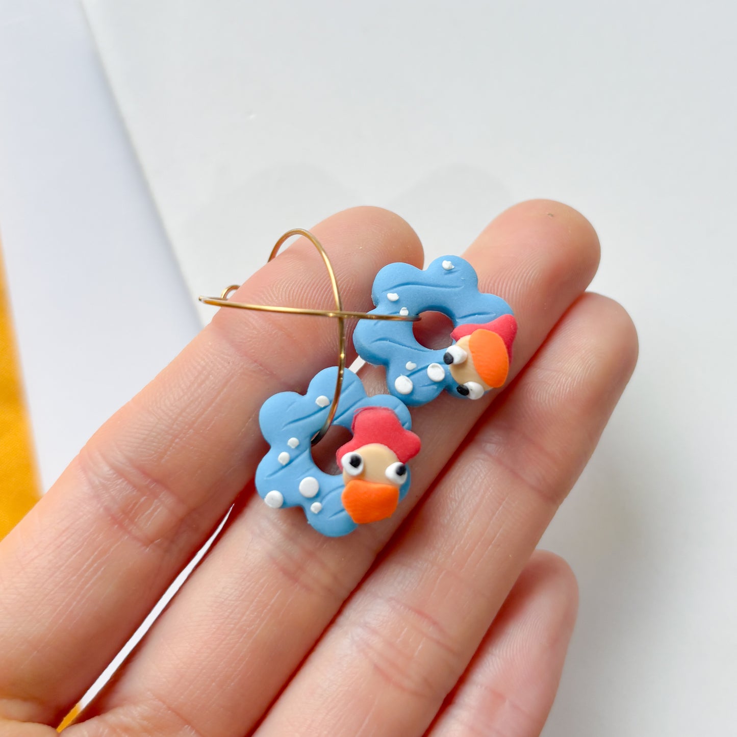 PONYO WATER HOOP EARRINGS