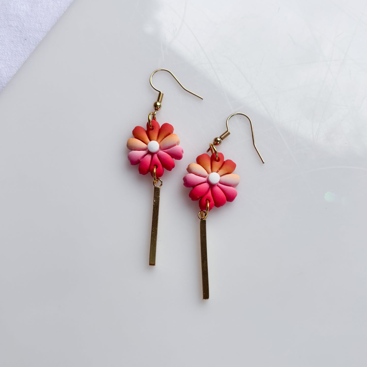 FLOWER EARRINGS (LESBIAN FLAG)