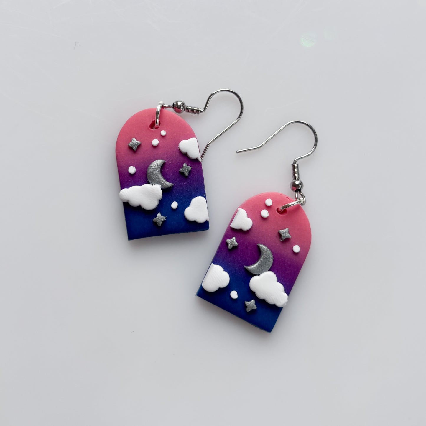CLOUDY ARCH EARRINGS (BI FLAG)