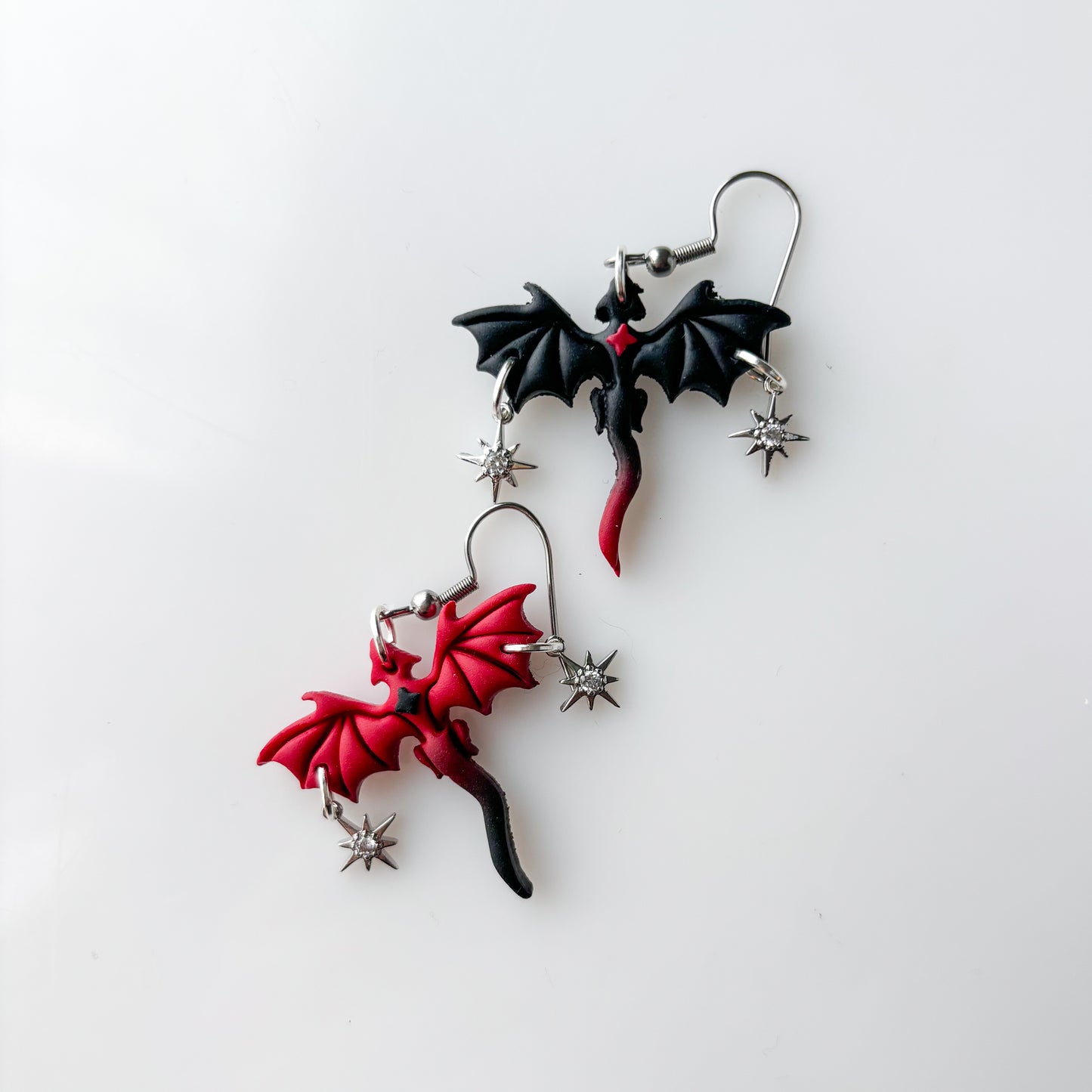 ASTEROID RED/BLACK MINI DRAGON EARRINGS