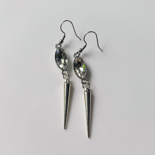 CLEAR OVAL SILVER SPIKE CHARM EARRINGS