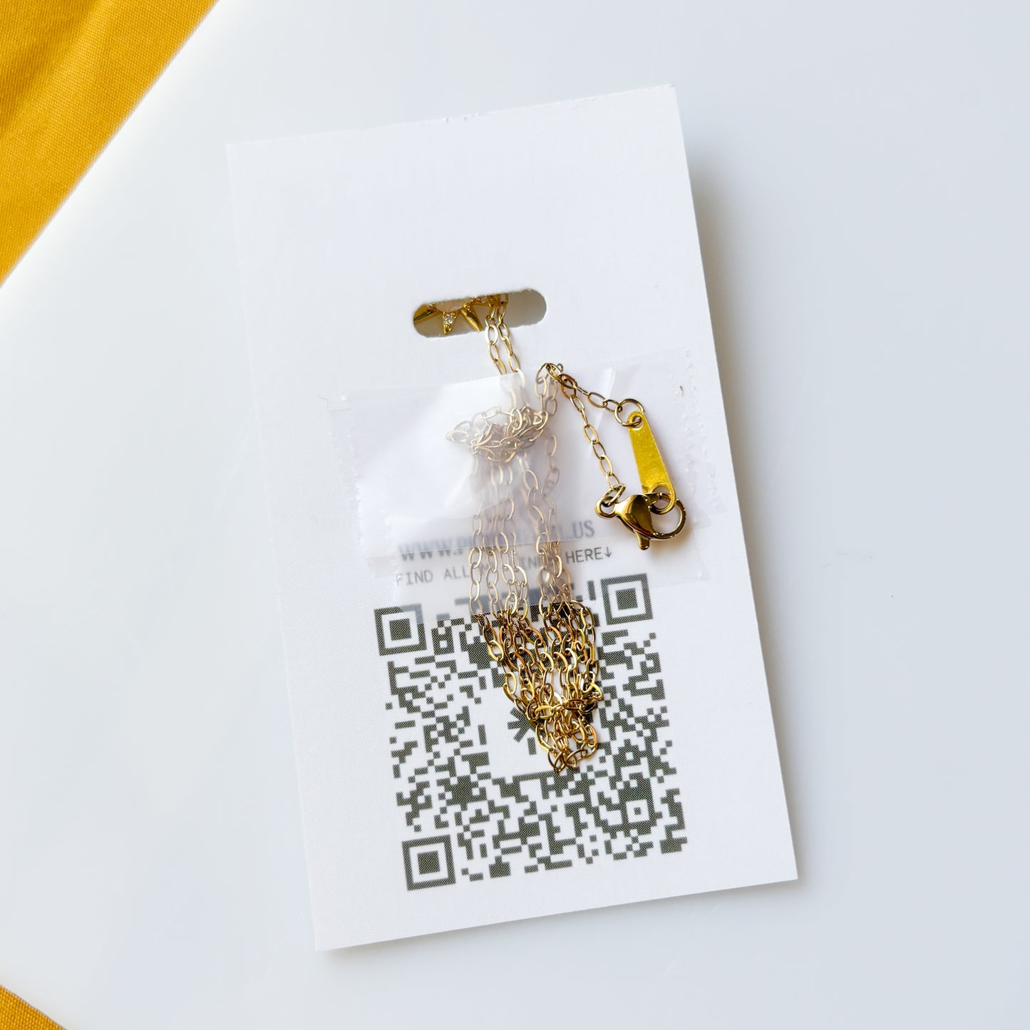 CRYSTAL STAR CHARM NECKLACE