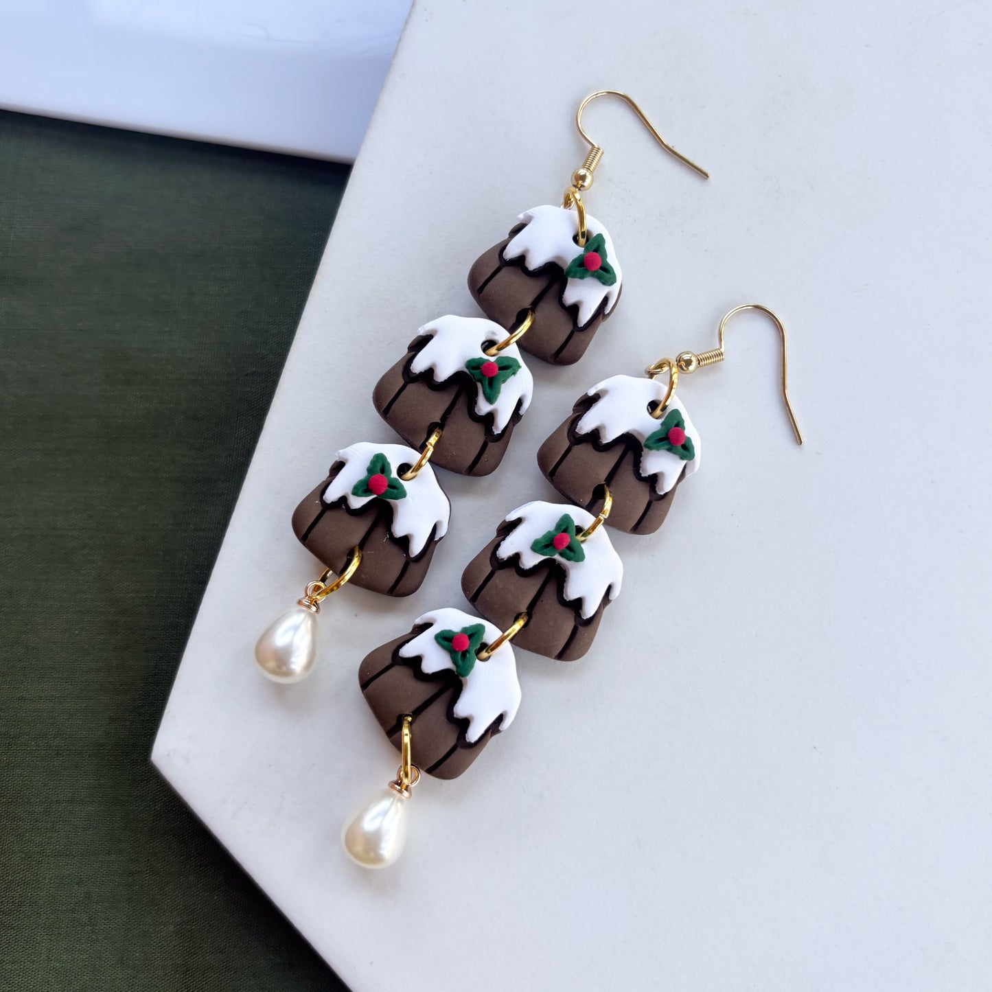 FIGGY PUDDING TRIO EARRINGS
