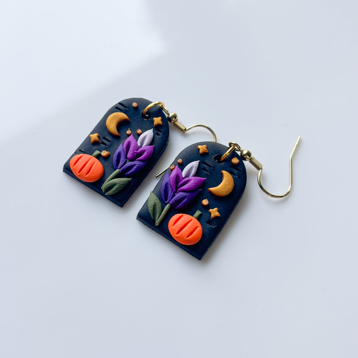 LAVENDER PUMPKIN PATCH ARCH EARRINGS