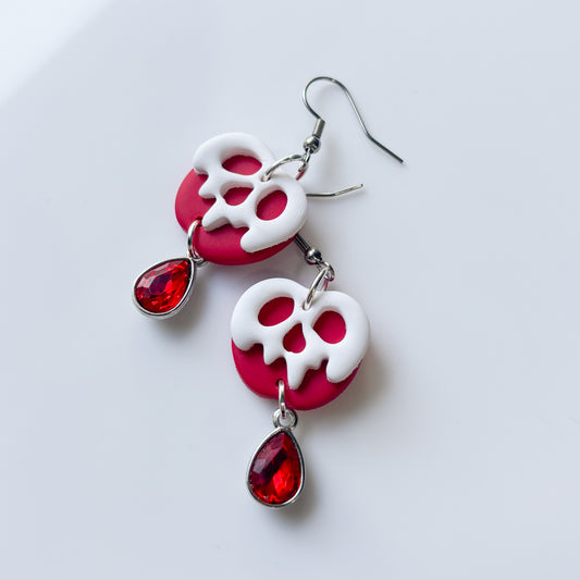 POISON APPLE EARRINGS