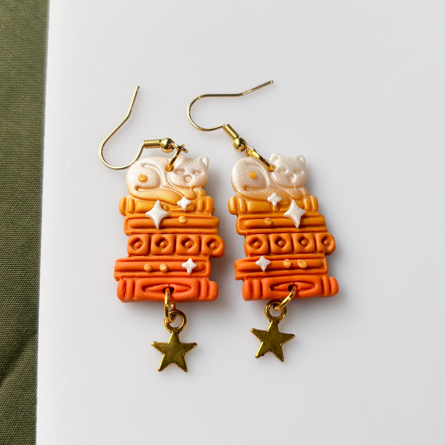 WHITE CATS ON BOOK STACKS EARRINGS