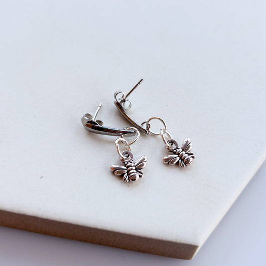SILVER BEE STUD CHARM EARRINGS