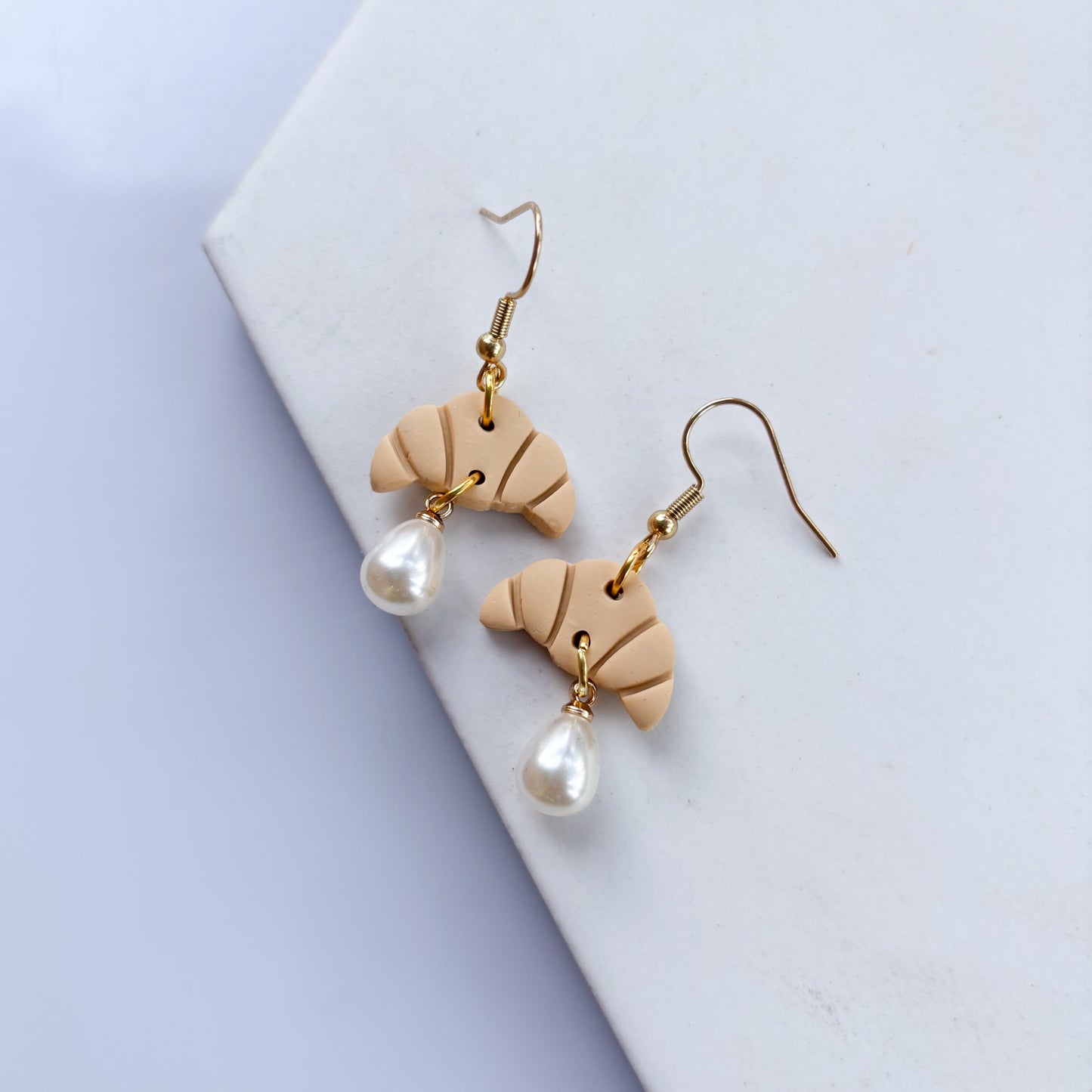 CROISSANT EARRINGS
