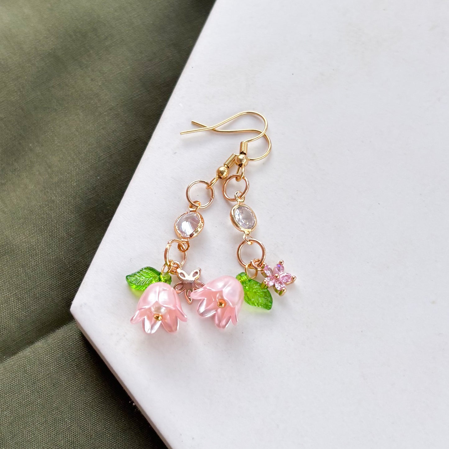 PINK FLOWER CHARM EARRINGS