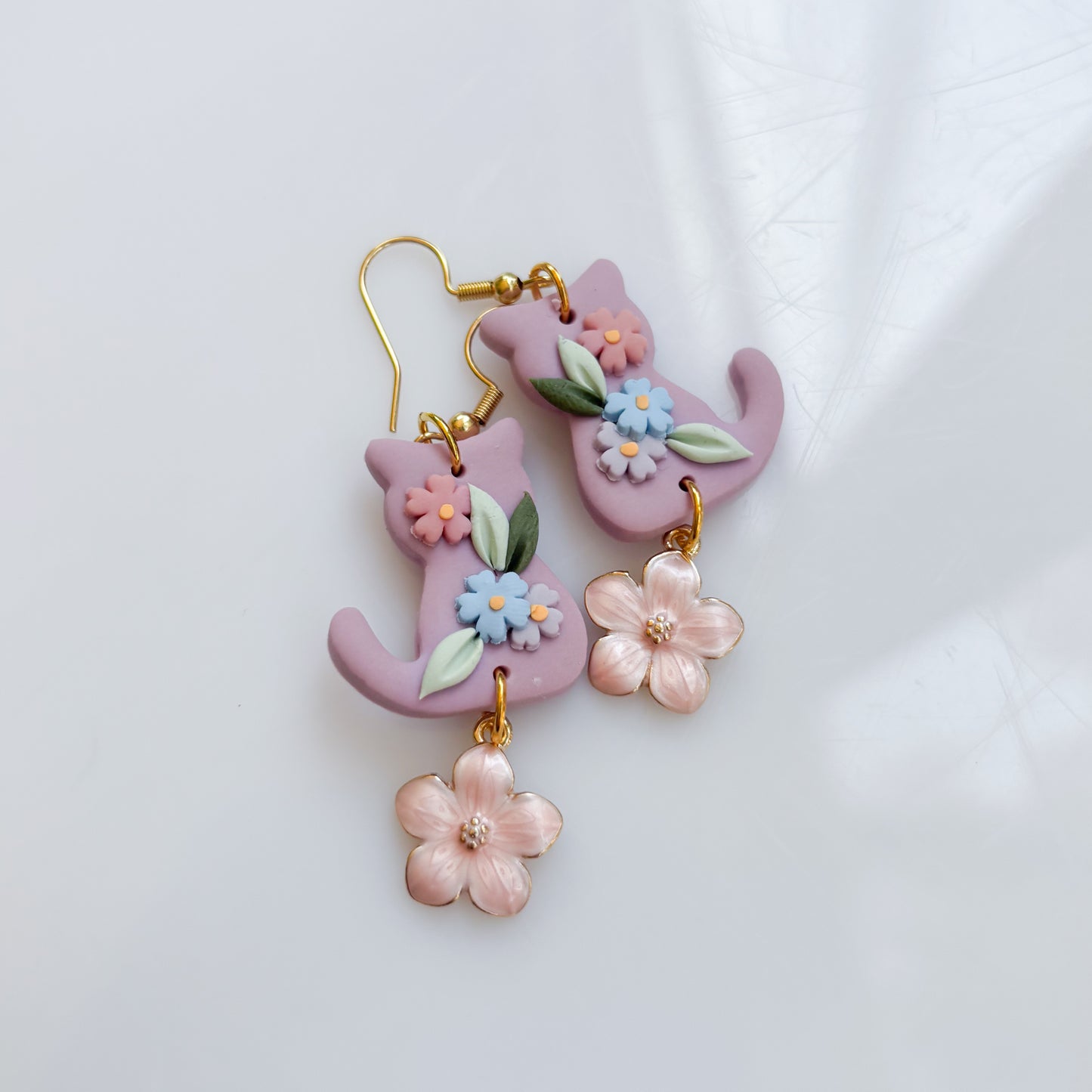 SPRING FLOWER CAT EARRINGS
