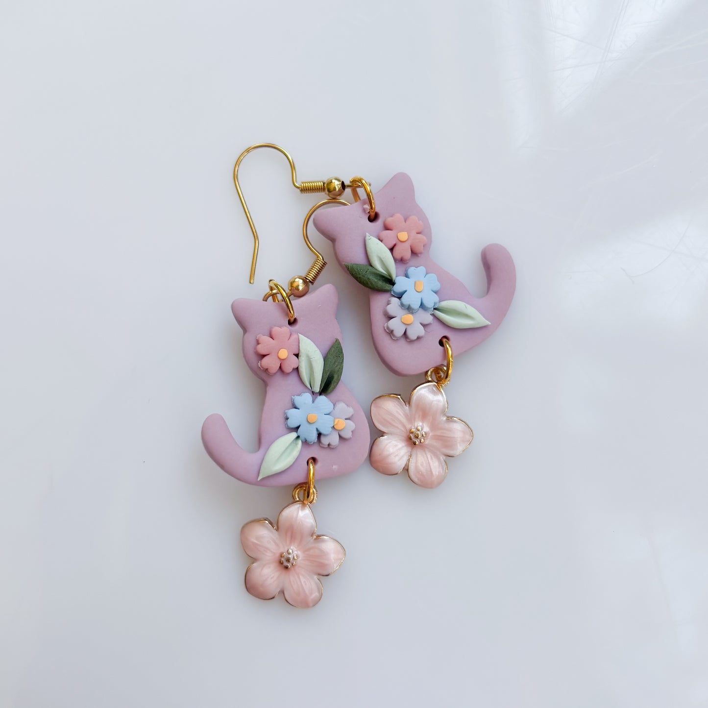 SPRING FLOWER CAT EARRINGS