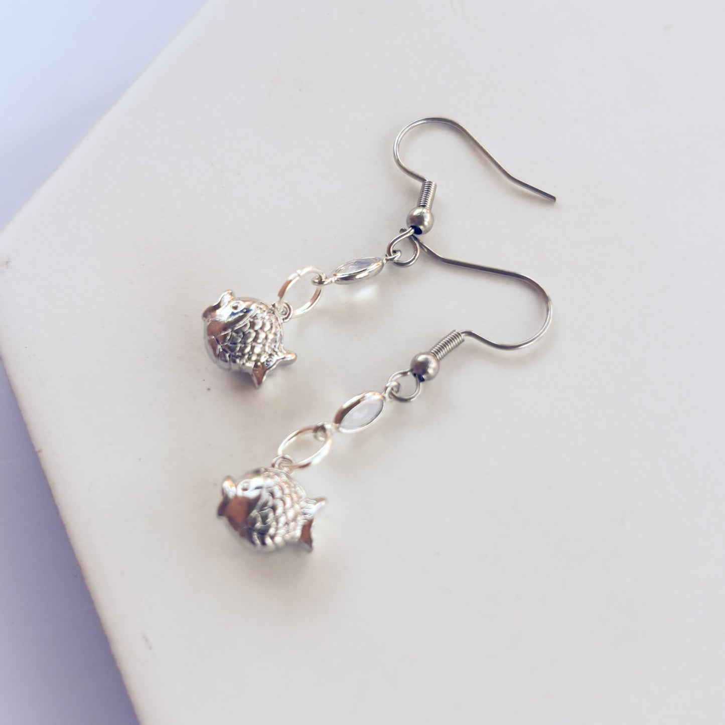 FISHY CHARM EARRINGS