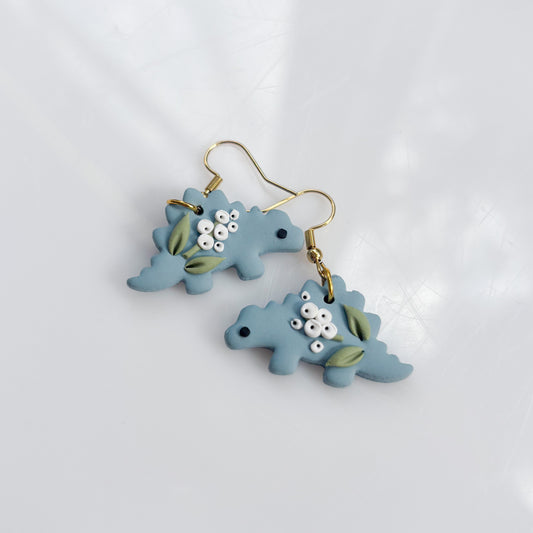 BLUE BABYS BREATH DINO EARRINGS (STEGO)