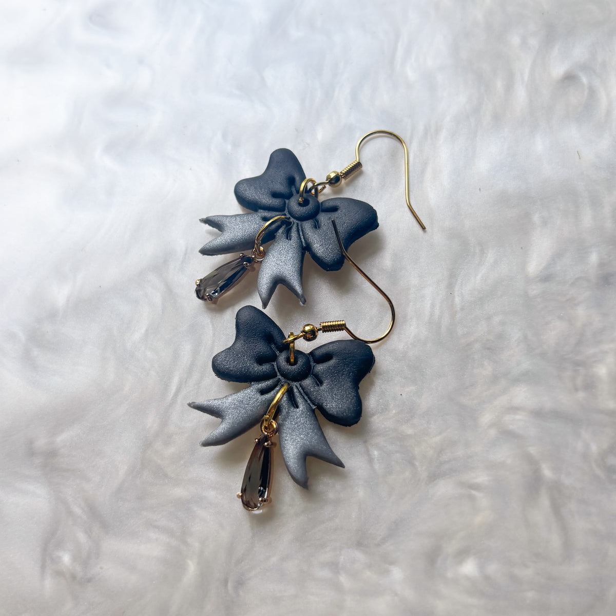 BLACK OMBRE BOW EARRINGS