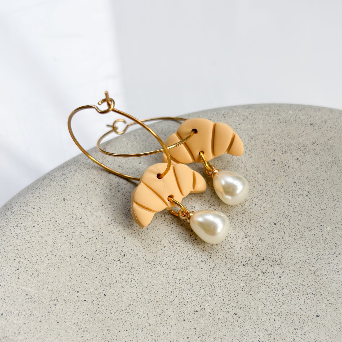 CROISSANT HOOP EARRINGS