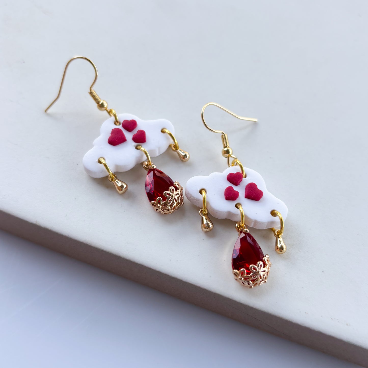 HEART CLOUD EARRINGS
