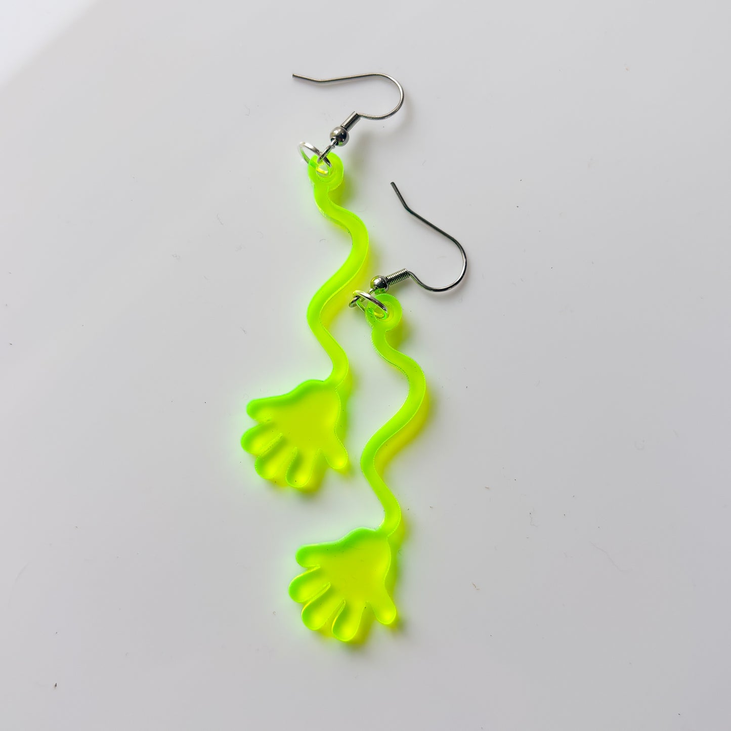 STICKY HAND ACRYLIC EARRINGS