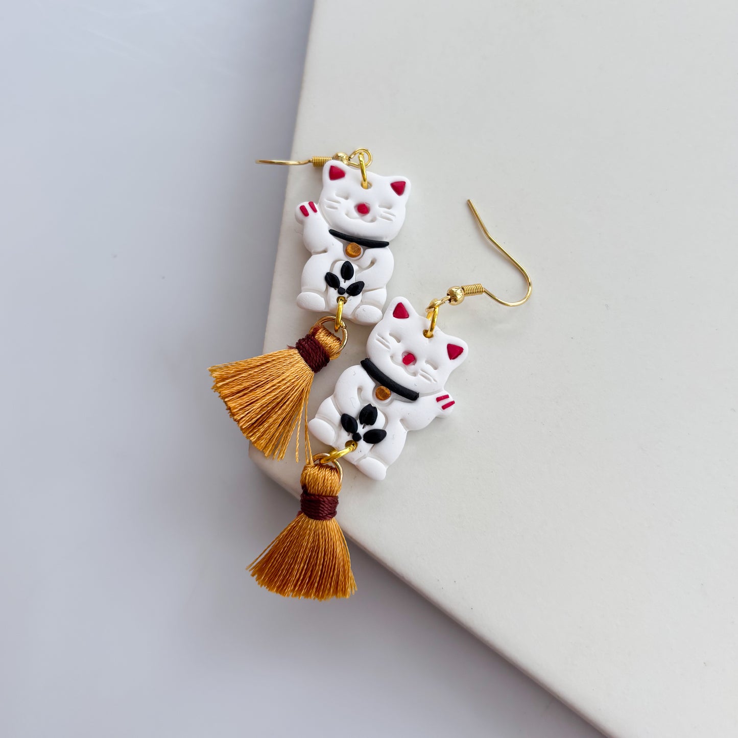 LUCKY CAT & TASSEL EARRINGS