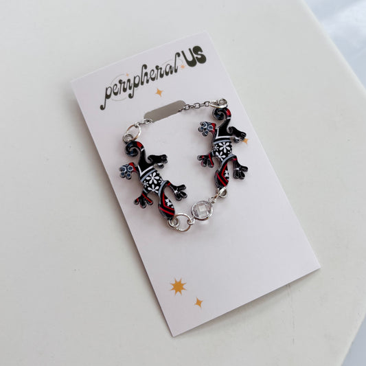 KISSING LIZARDS CHARM NECKLACE