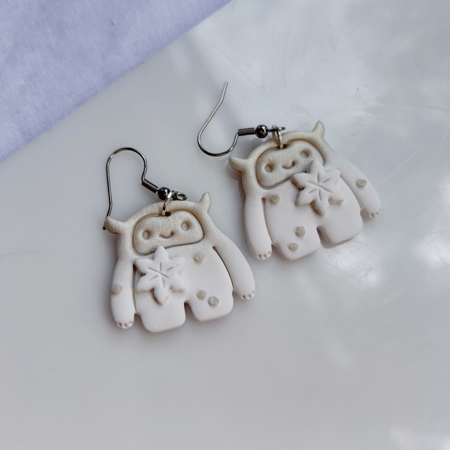 YETI EARRINGS