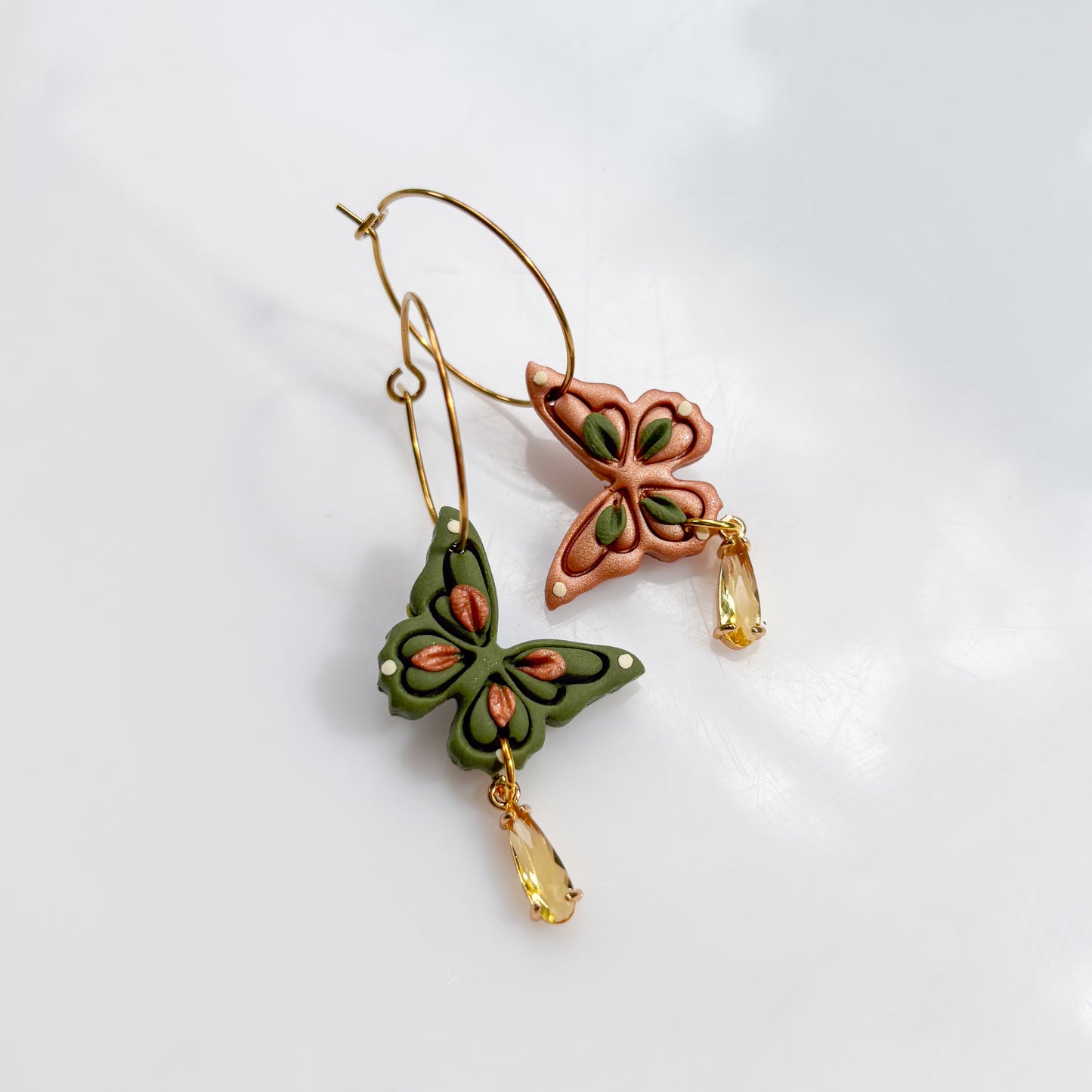 GREEN & COPPER MISMATCHED BUTTERFLY HOOP EARRINGS