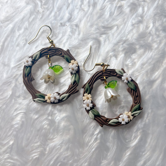 WOODLAND CIRCLE EARRINGS