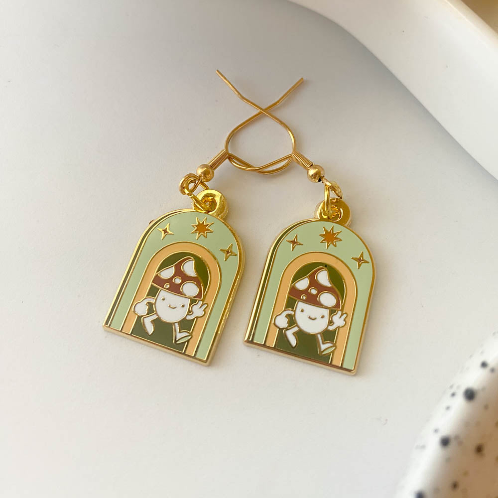 HAPPY MUSHROOM METAL EARRINGS (GOLD)