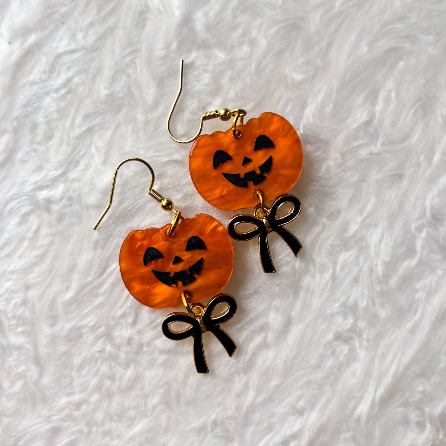 JACK O LANTERN & BOW ACRYLIC EARRINGS
