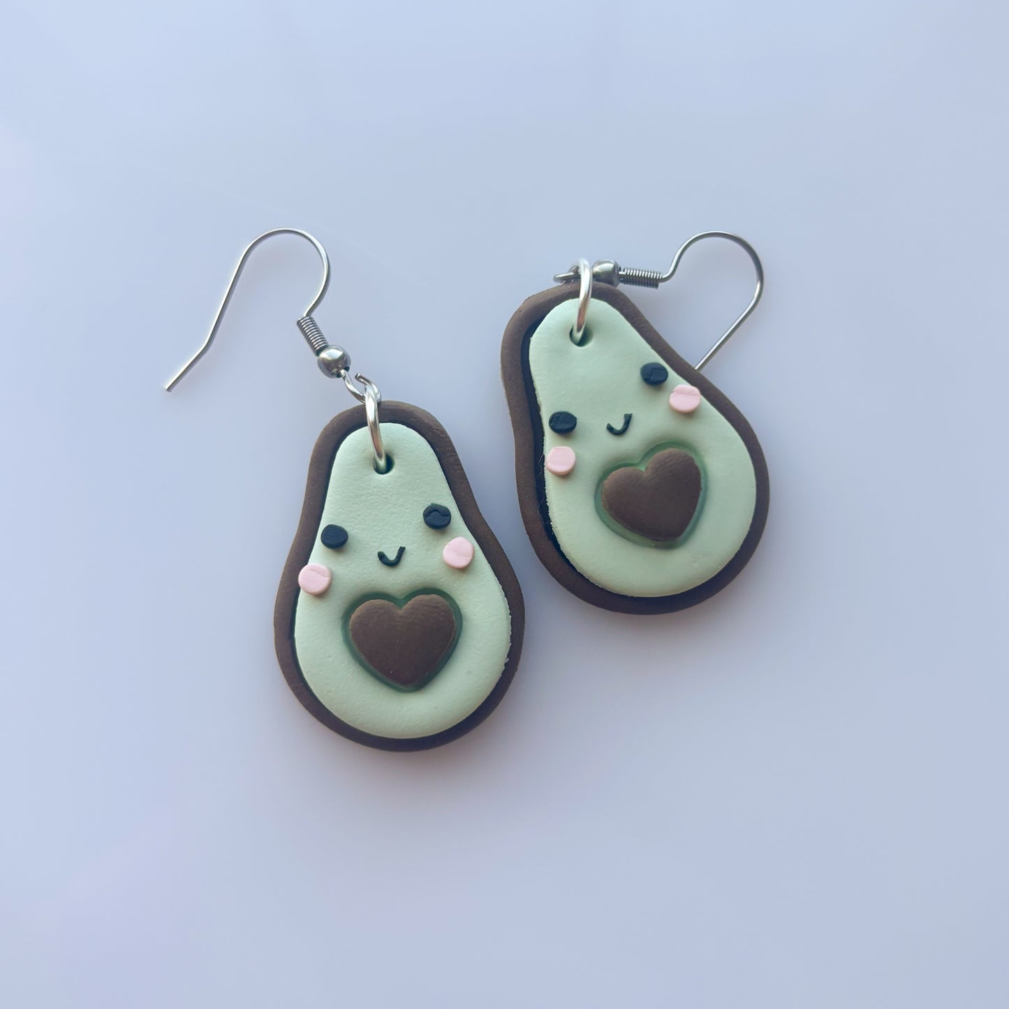 AVOCADO EARRINGS (LIGHT)
