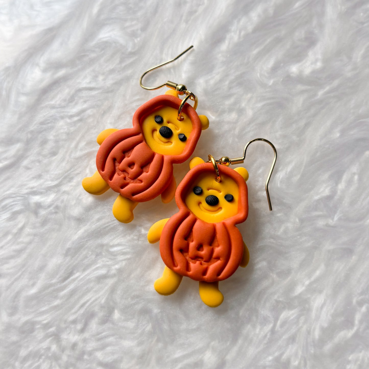 PUMPKIN WINNIE EARRINGS