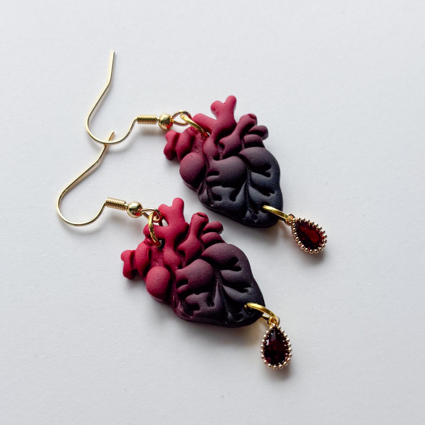 GOTHIC RED/BLACK OMBRE ANATOMICAL HEART EARRINGS