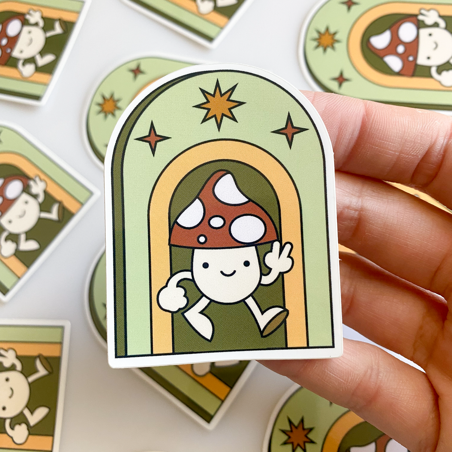 'HAPPY MUSHROOM' STICKER