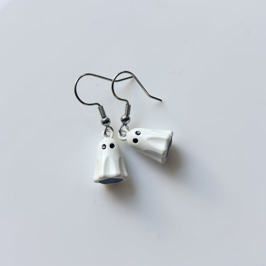 LIL CHARM GHOSTIE EARRINGS