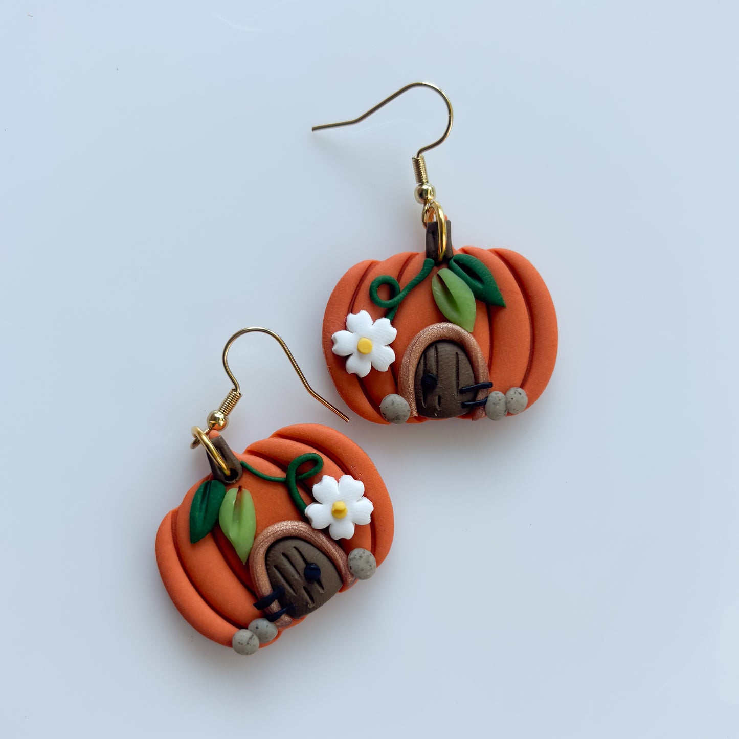 PUMPKIN COTTAGE EARRINGS