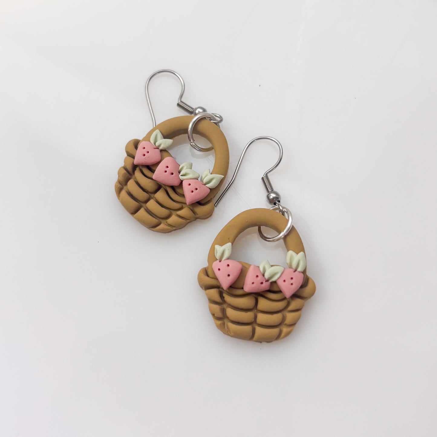 STRAWBERRY BASKET EARRINGS