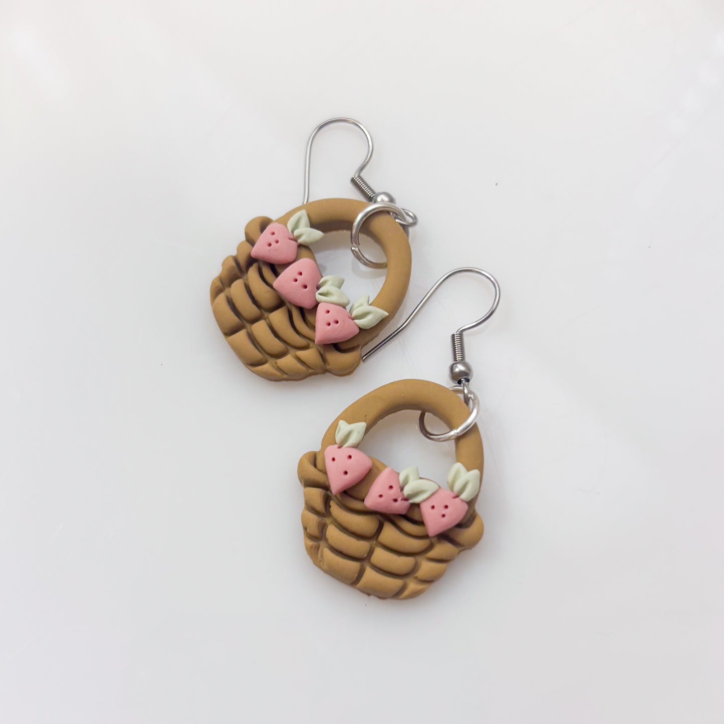STRAWBERRY BASKET EARRINGS