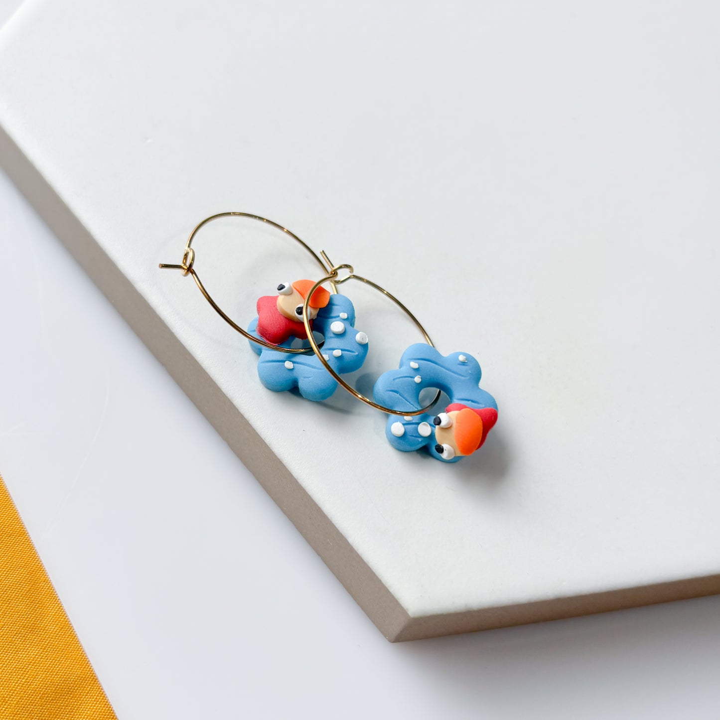 PONYO WATER HOOP EARRINGS