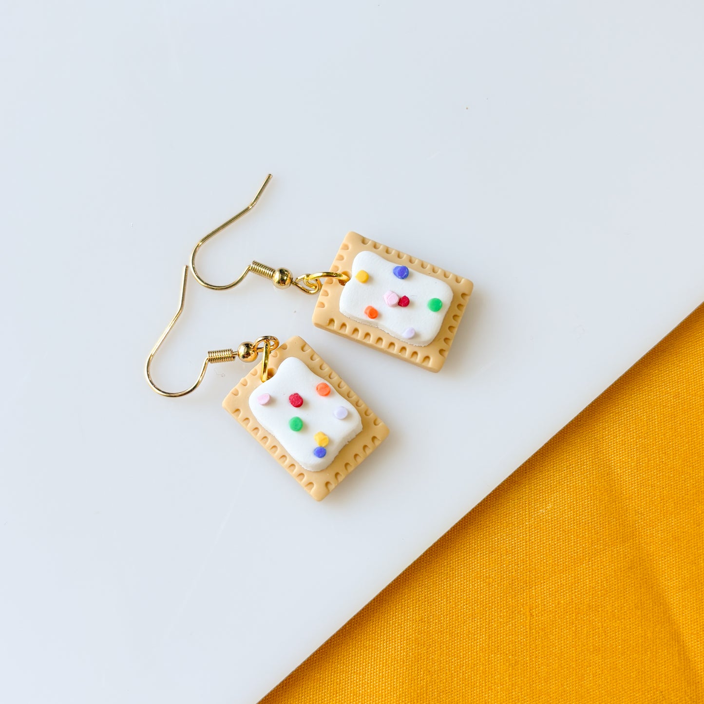 TOASTER POP EARRINGS