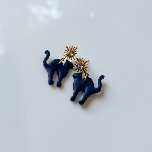BLACK CAT STUD EARRINGS