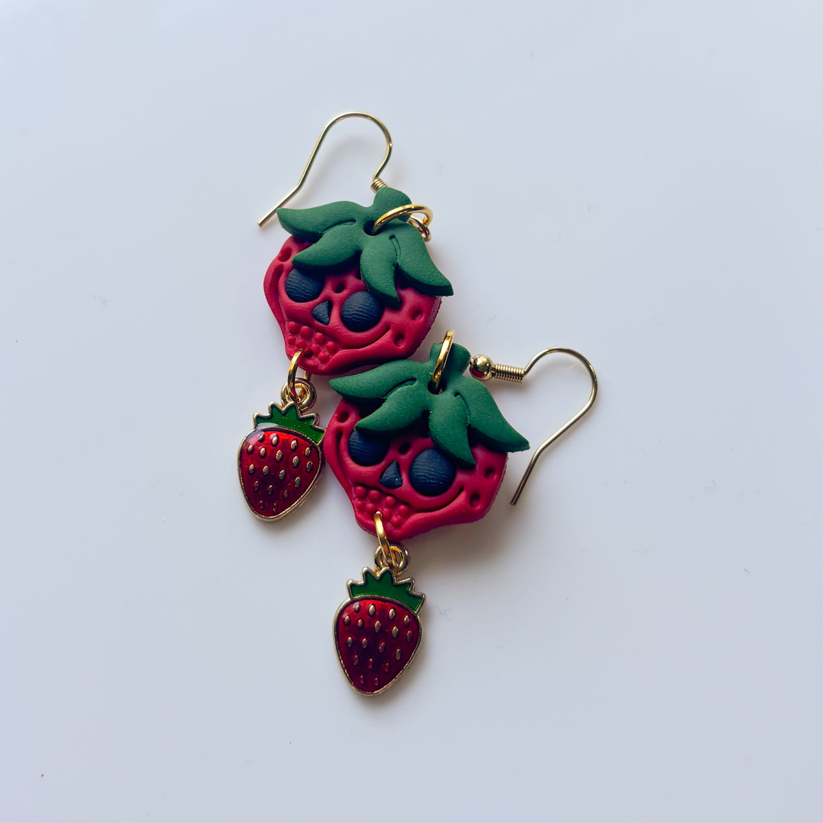 STRAWBERRY SKULL EARRINGS