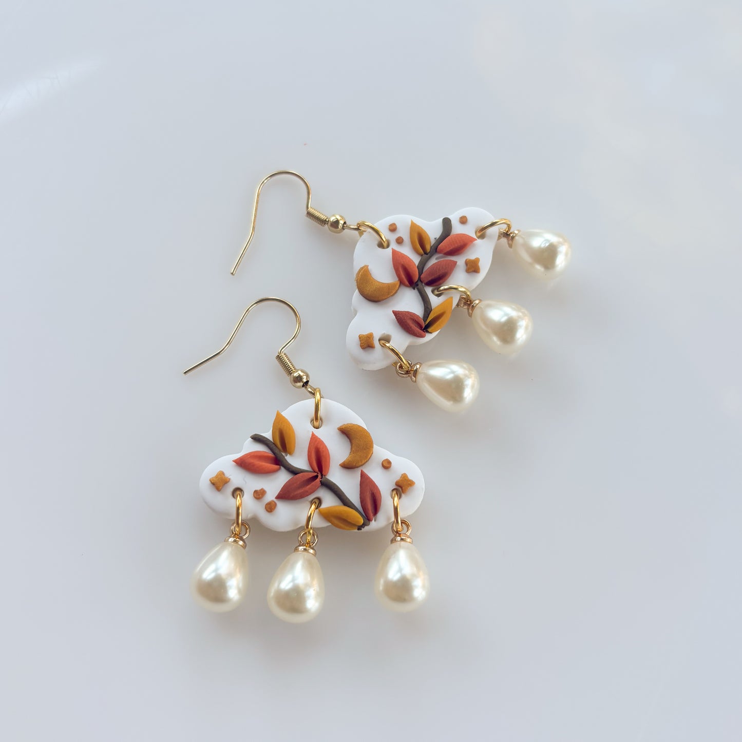 AUTUMN VINE CLOUD EARRINGS