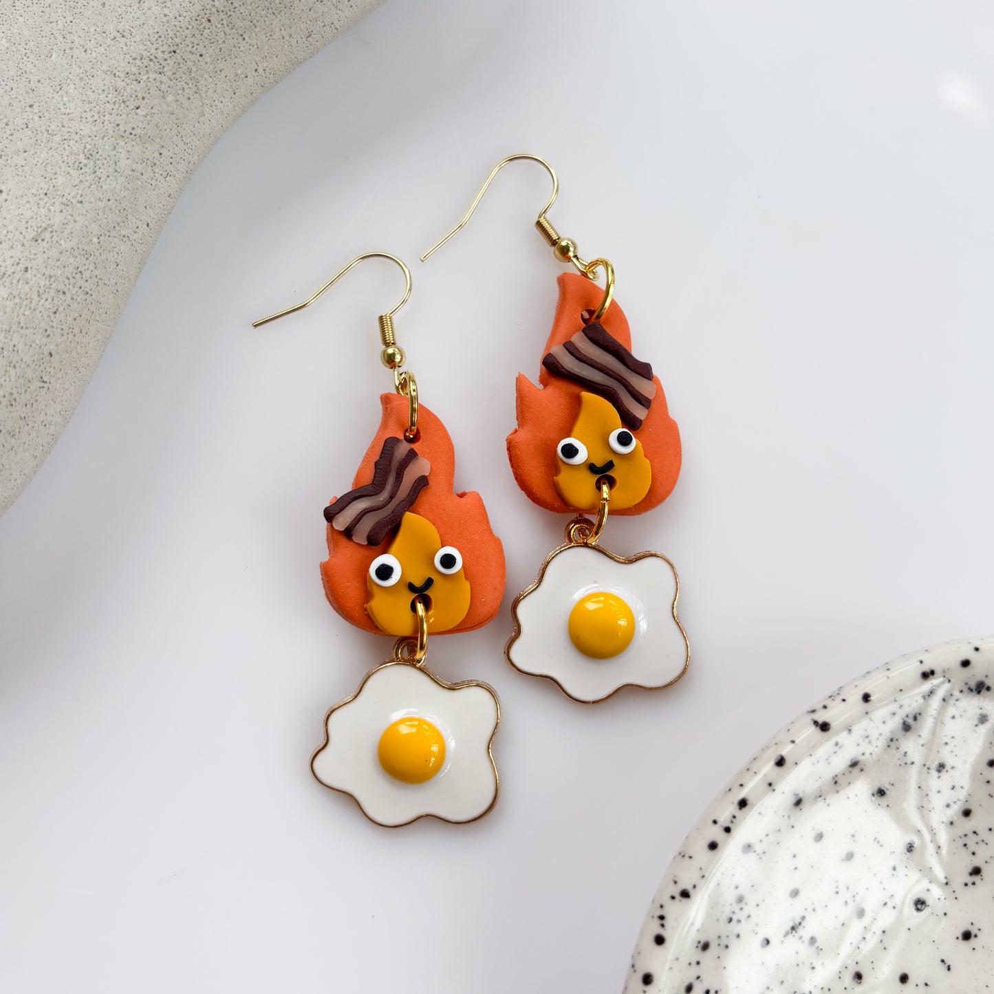 EGG CALCIFER EARRINGS