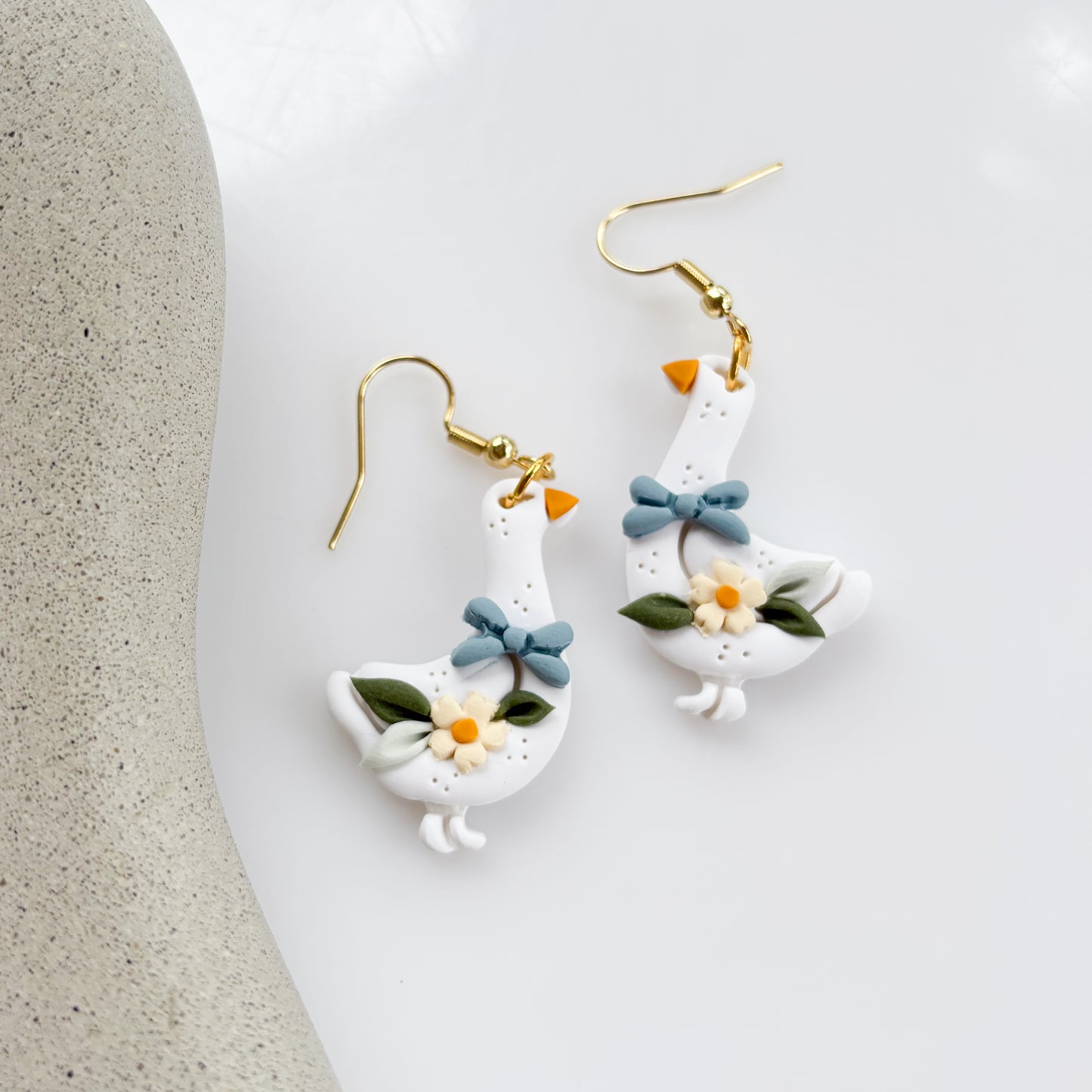 GOOSE EARRINGS