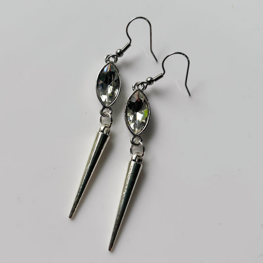 CLEAR OVAL SILVER SPIKE CHARM EARRINGS