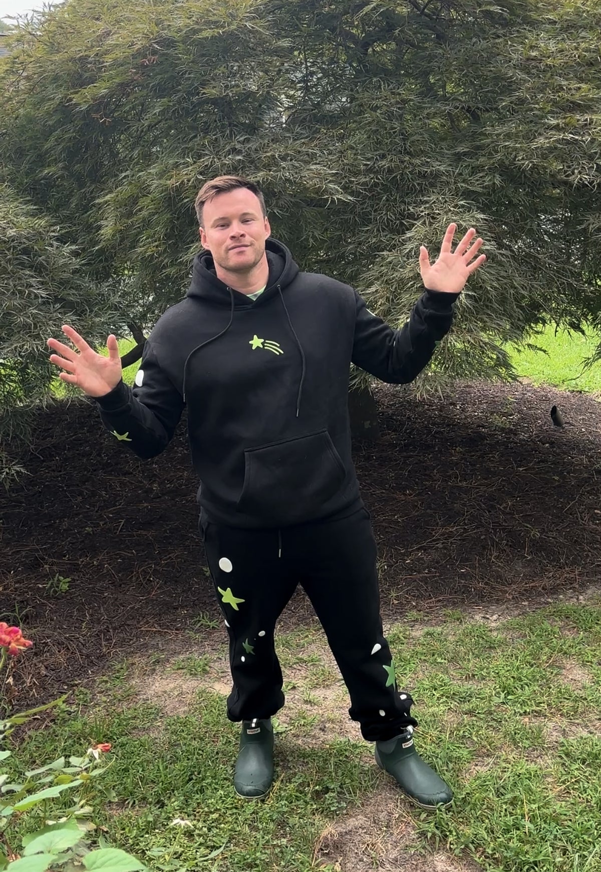 ‘GOOD THINGS ARE COMING' SWEAT SUIT (HOODIE AND/OR SWEATS)