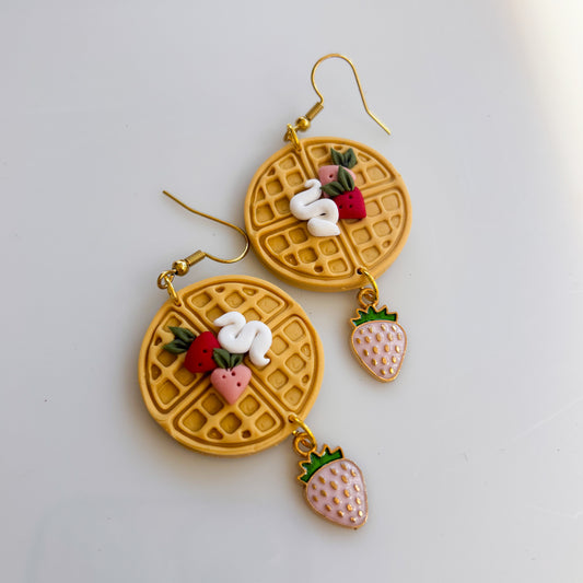 STRAWBERRY WAFFLES EARRINGS
