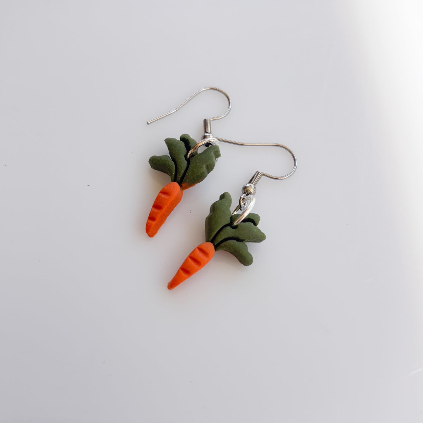 LITTLE CARROT EARRINGS