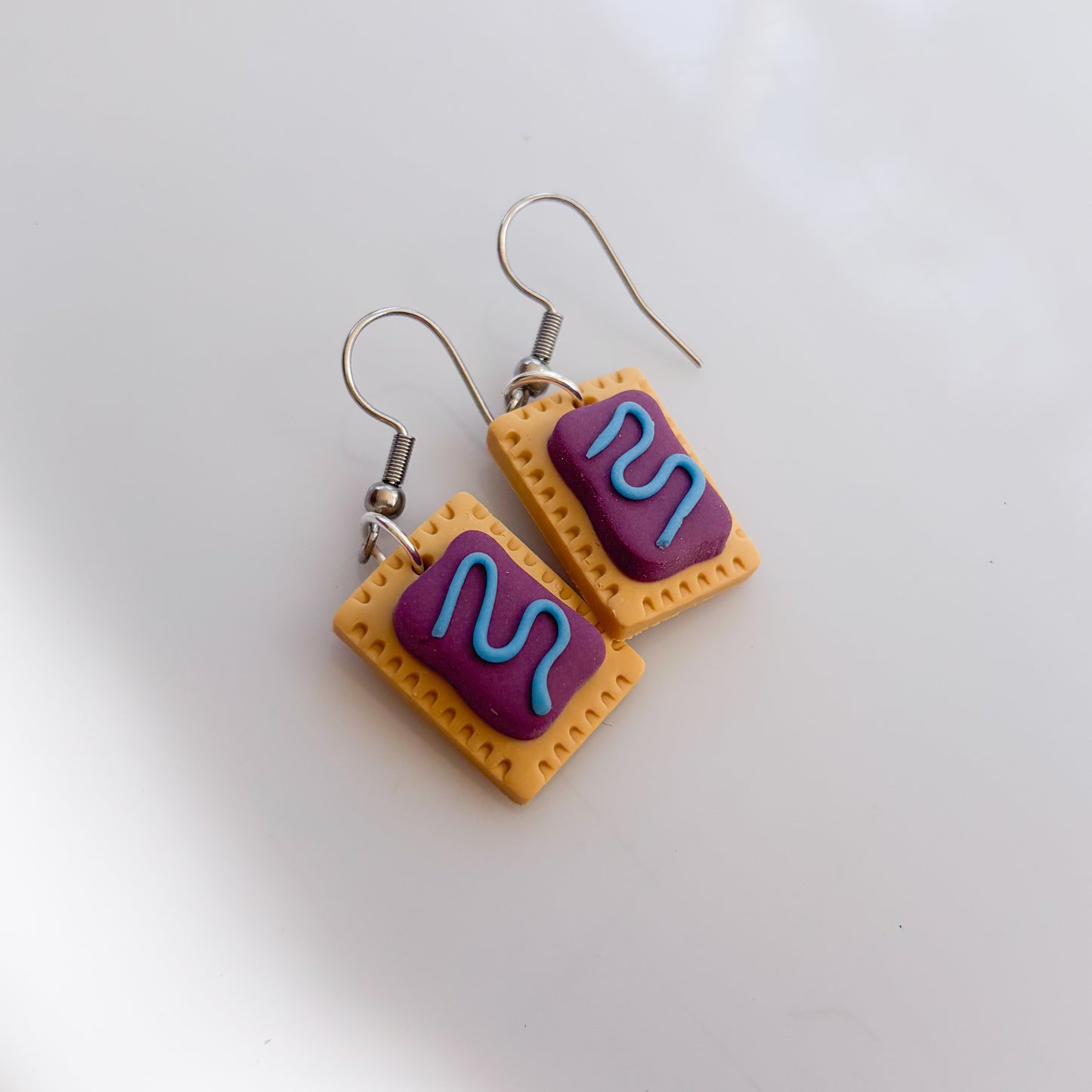 WILD BERRY TOASTER POP EARRINGS